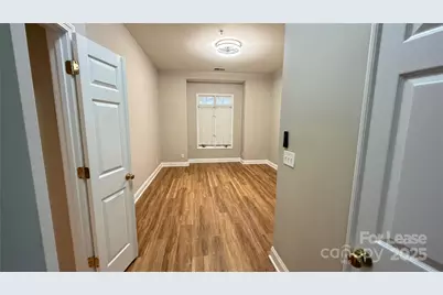 793 Garden District Drive, Charlotte, NC 28202 - Photo 11