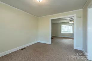 333 Richmond Ave, Swannanoa, NC 28778 - Photo 17