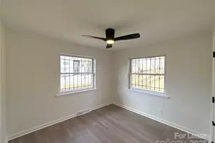 1928 Russell Ave, Charlotte, NC 28216 - Photo 9