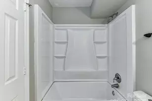 5234 Amity Springs Dr, Charlotte, NC 28212 - Photo 25