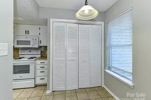 5234 Amity Springs Dr, Charlotte, NC 28212 - Photo 13