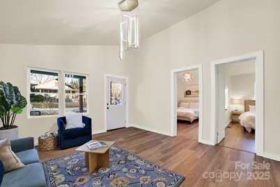 410 24th Street SW, Hickory, NC 28602 - Photo 13