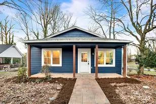 410 24th St SW, Hickory, NC 28602 - Photo 1