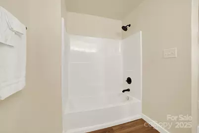 410 24th Street SW, Hickory, NC 28602 - Photo 25