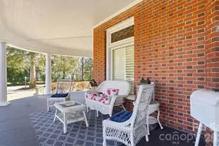1103 W Franklin St, Monroe, NC 28112 - Photo 7