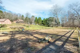 366 Dix Creek Rd, Leicester, NC 28748 - Photo 33
