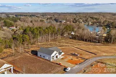 124 Bentley Court #6, Troutman, NC 28166 - Photo 3