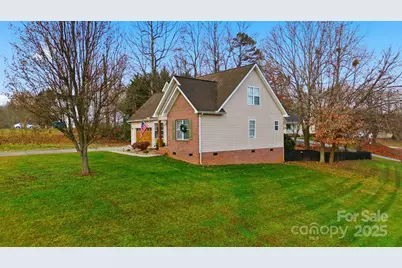 122 Valley Glen Drive, Troutman, NC 28166 - Photo 5