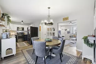 122 Valley Glen Dr, Troutman, NC 28166 - Photo 17