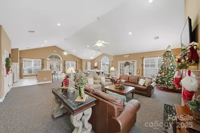 835A Wynnshire Drive, Hickory, NC 28601 - Photo 39