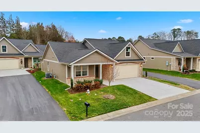 835A Wynnshire Drive, Hickory, NC 28601 - Photo 31