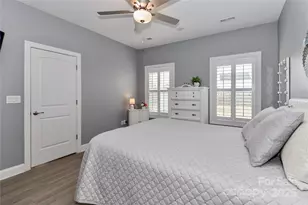 105 N Sina St, Troutman, NC 28166 - Photo 25