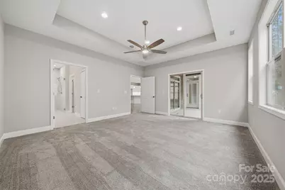 831B Wynnshire Drive, Hickory, NC 28601 - Photo 11