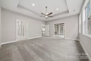 831B Wynnshire Dr, Hickory, NC 28601 - Photo 11