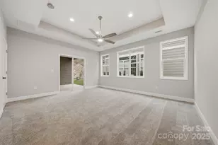 831B Wynnshire Dr, Hickory, NC 28601 - Photo 23