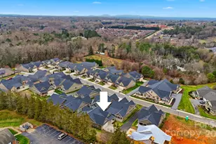 831B Wynnshire Dr, Hickory, NC 28601 - Photo 29