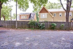 217 Circle Ave, Charlotte, NC 28207 - Photo 27