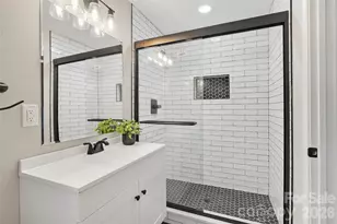 824 Kentberry Dr, Charlotte, NC 28214 - Photo 15