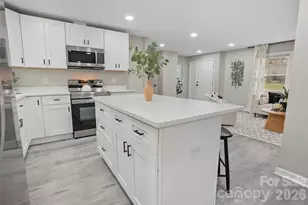 824 Kentberry Dr, Charlotte, NC 28214 - Photo 9