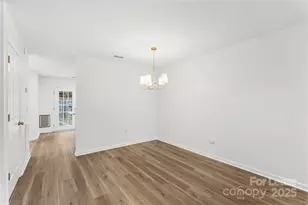 15554 Asterwind Ct, Charlotte, NC 28277 - Photo 7