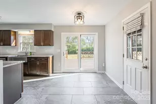 8708 Parkchester Dr, Charlotte, NC 28277 - Photo 11