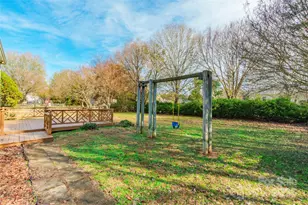 8708 Parkchester Dr, Charlotte, NC 28277 - Photo 25