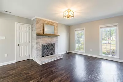 8708 Parkchester Drive, Charlotte, NC 28277 - Photo 9