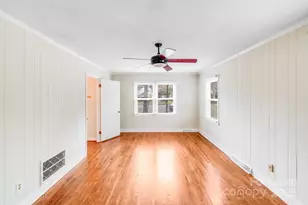 5001 Vescova Ct, Charlotte, NC 28212 - Photo 3