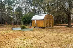 205 W Haywood Ln, Mount Gilead, NC 27306 - Photo 5