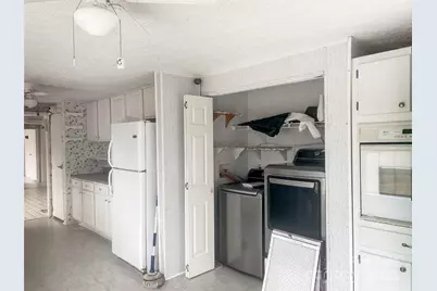 205 W Haywood Lane, Mount Gilead, NC 27306 - Photo 9