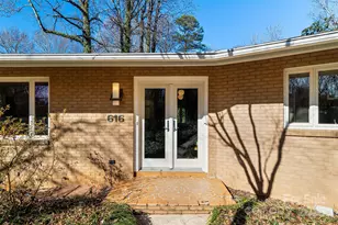 616 Robmont Rd, Charlotte, NC 28270 - Photo 5