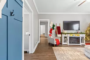 2420 Jackson St, Belmont, NC 28012 - Photo 3