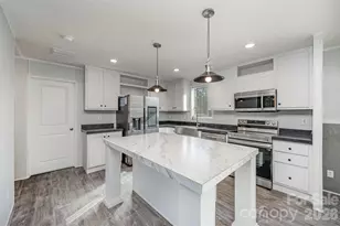 3024 Drake Cir, Shelby, NC 28152 - Photo 3