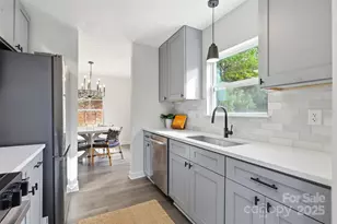 12444 Stowe Acres Dr, Charlotte, NC 28262 - Photo 7