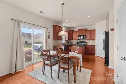 12421 Dove Meadow Drive, Charlotte, NC 28278 - Photo 11