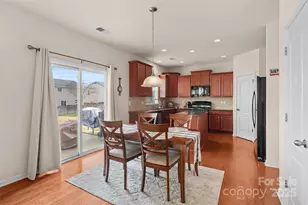 12421 Dove Meadow Drive, Charlotte, NC 28278 - Photo 11