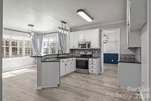 10407 Blackstock Rd, Huntersville, NC 28078 - Photo 9