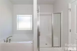 5138 Colchester Ct, Catawba, NC 28609 - Photo 9