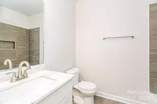 106 S Elm St, Gastonia, NC 28052 - Photo 11