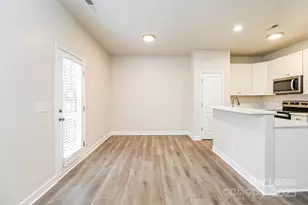 106 S Elm St, Gastonia, NC 28052 - Photo 5