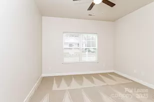 106 S Elm St, Gastonia, NC 28052 - Photo 9