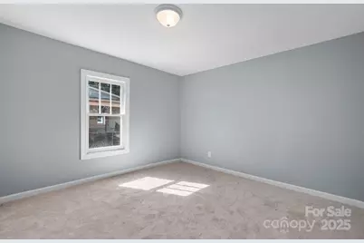 728 21st Street SW, Hickory, NC 28602 - Photo 19