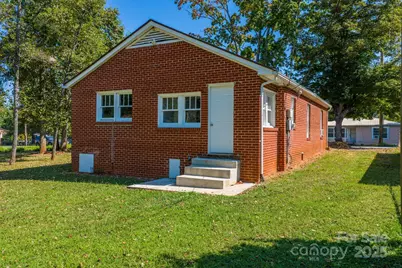 728 21st Street SW, Hickory, NC 28602 - Photo 29