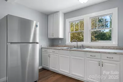 728 21st Street SW, Hickory, NC 28602 - Photo 15