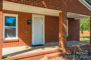 728 21st St SW, Hickory, NC 28602 - Photo 7