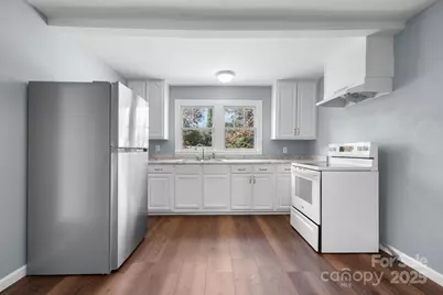 728 21st Street SW, Hickory, NC 28602 - Photo 13