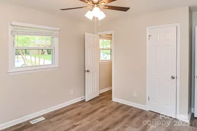 4808 Thornwood Road, Charlotte, NC 28213 - Photo 9