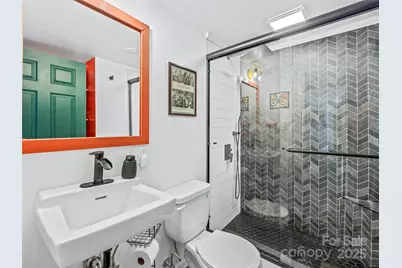 221 Oakdale Street, Brevard, NC 28712 - Photo 19