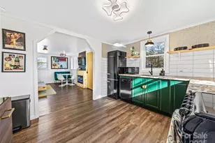 221 Oakdale St, Brevard, NC 28712 - Photo 15