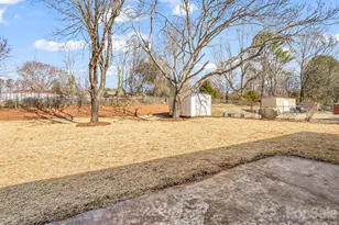 184 Sedgefield Dr, Forest City, NC 28043 - Photo 33